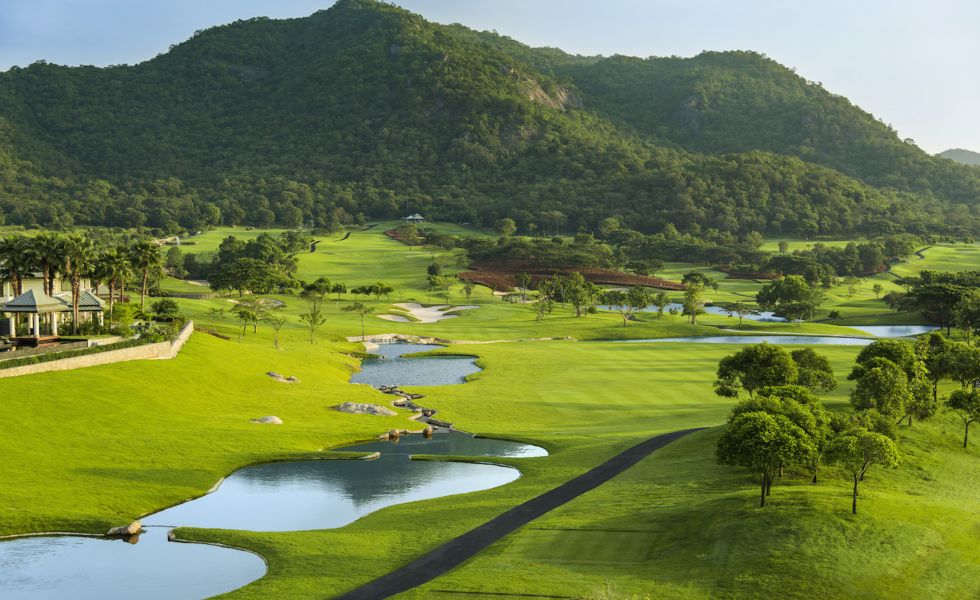 Play golf in Thailand at Black Mountain Golf Club
