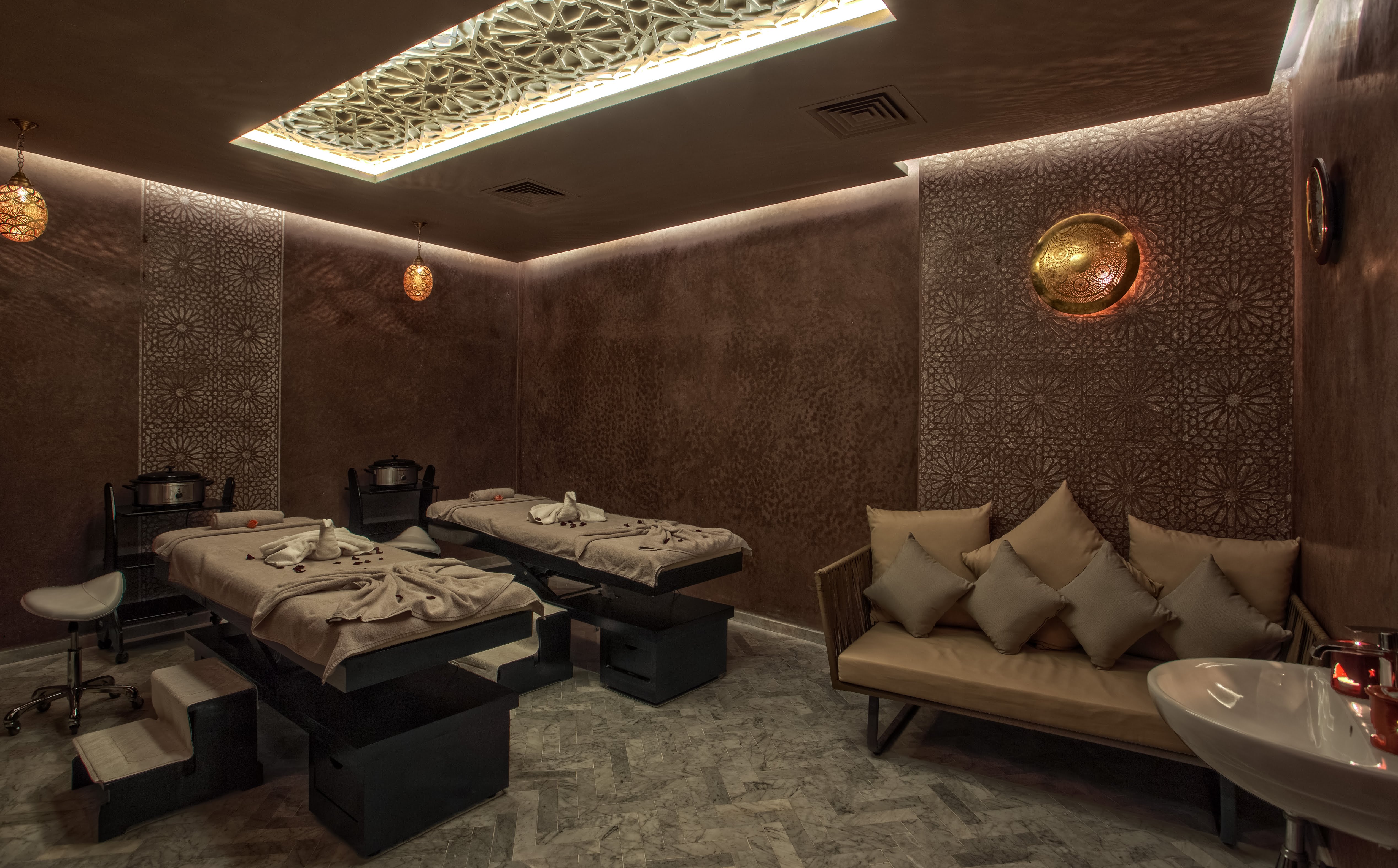 a nice spa hotel in marrakech, morocco